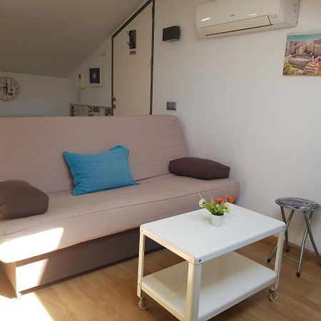 Apartamentos Momas La Casa De Mama Málaga Eksteriør bilde