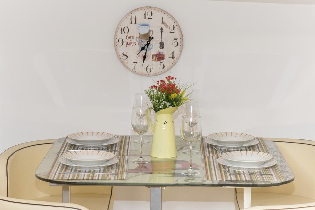 Apartamentos Momas La Casa De Mama Málaga Eksteriør bilde