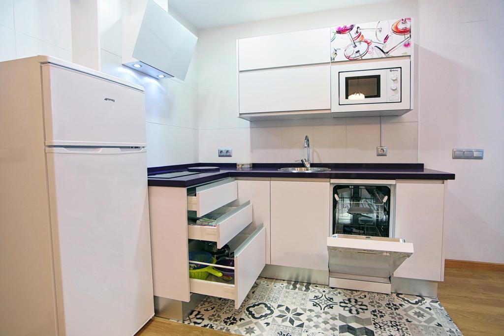 Apartamentos Momas La Casa De Mama Málaga Eksteriør bilde