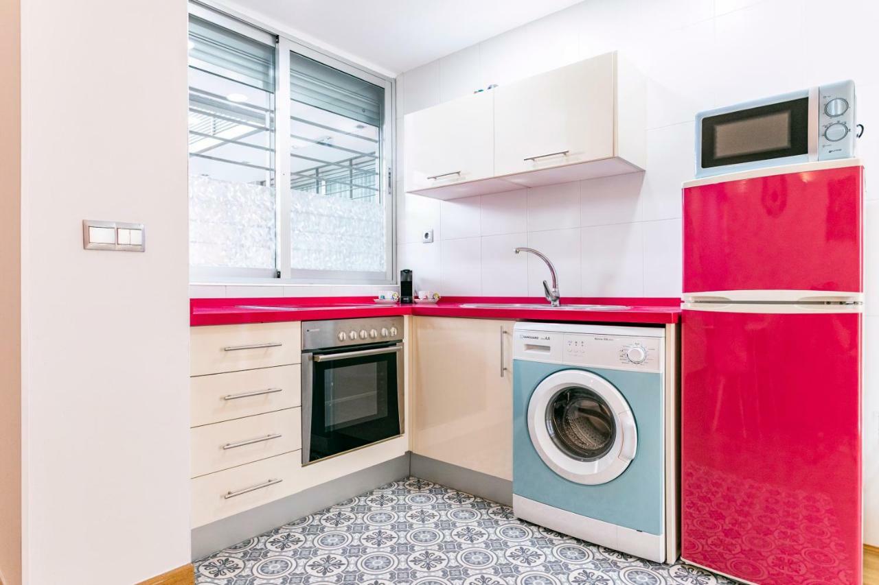 Apartamentos Momas La Casa De Mama Málaga Eksteriør bilde