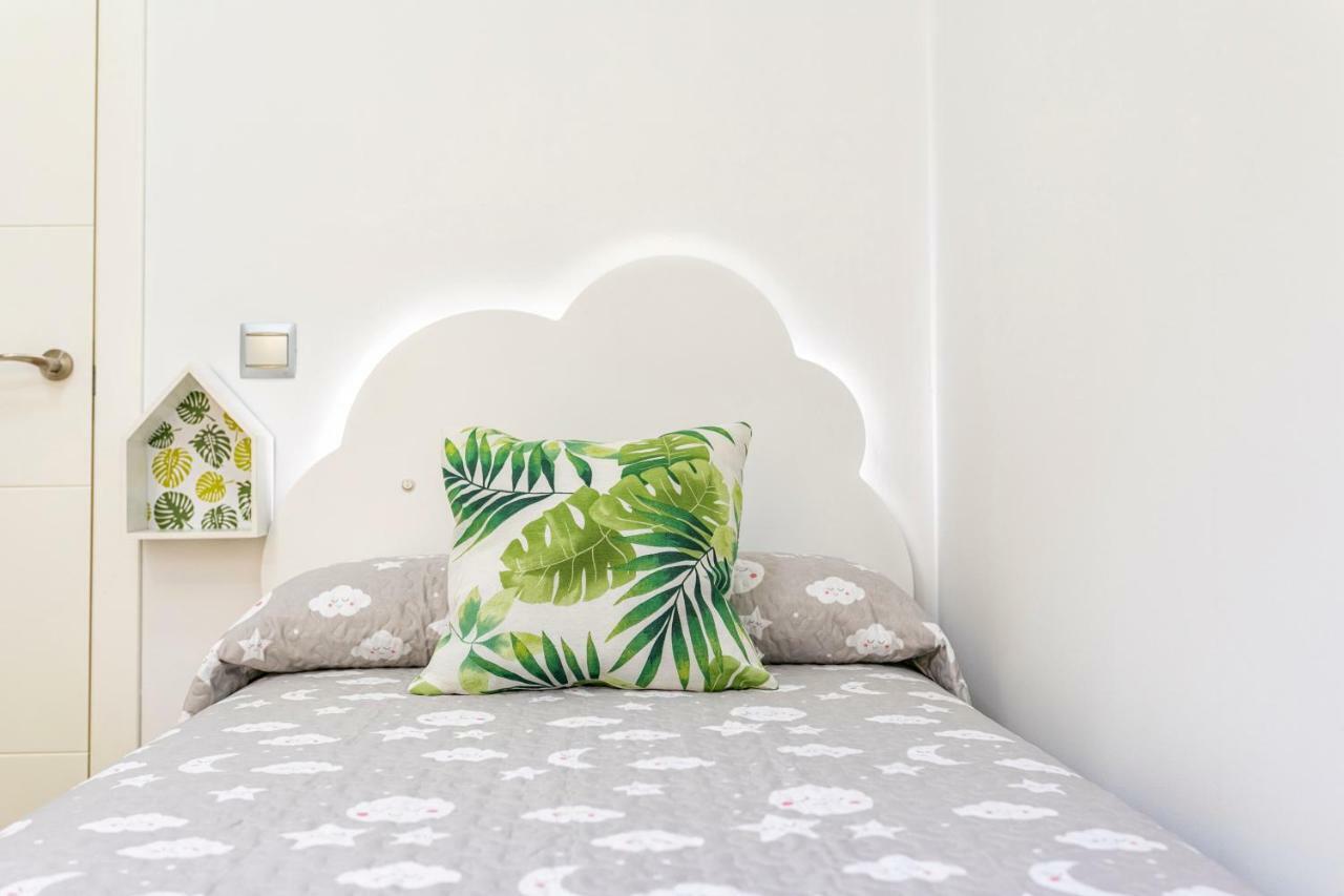 Apartamentos Momas La Casa De Mama Málaga Eksteriør bilde