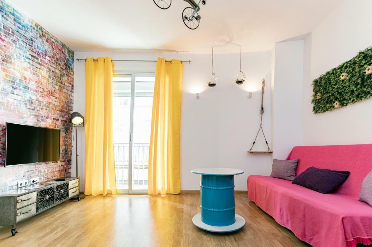 Apartamentos Momas La Casa De Mama Málaga Eksteriør bilde