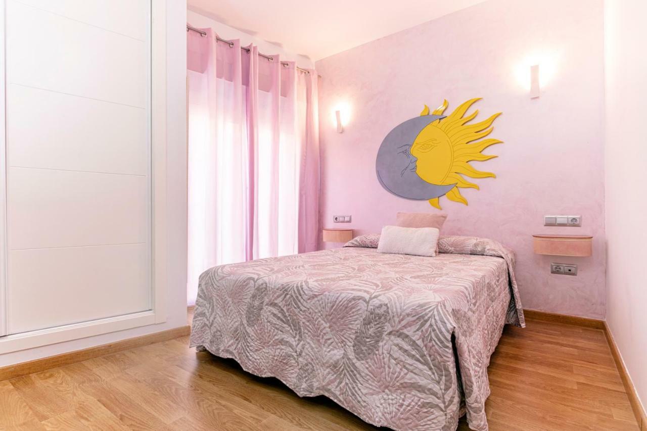 Apartamentos Momas La Casa De Mama Málaga Eksteriør bilde