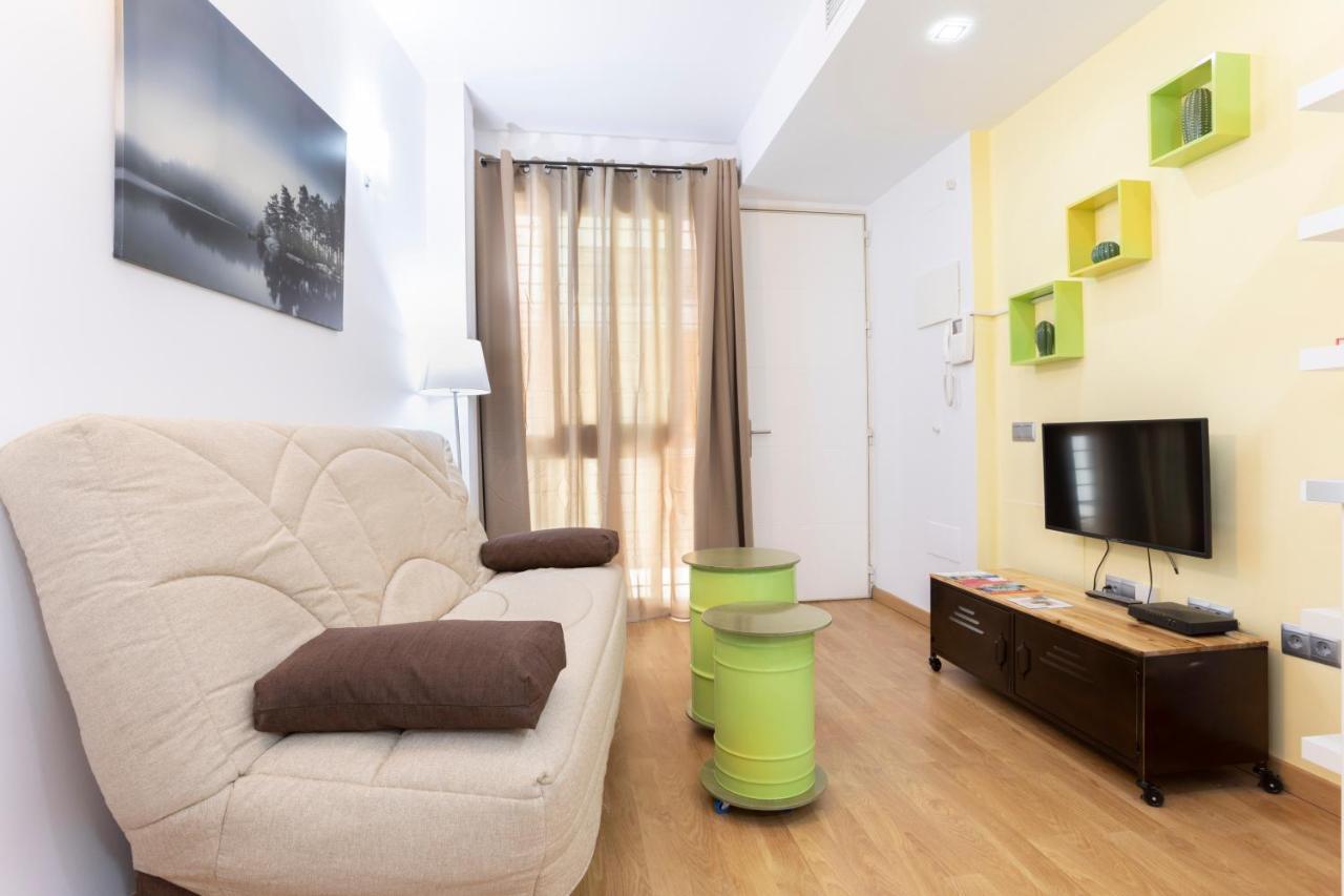 Apartamentos Momas La Casa De Mama Málaga Eksteriør bilde