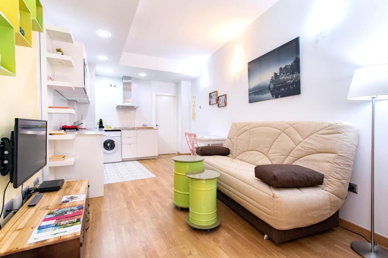 Apartamentos Momas La Casa De Mama Málaga Eksteriør bilde