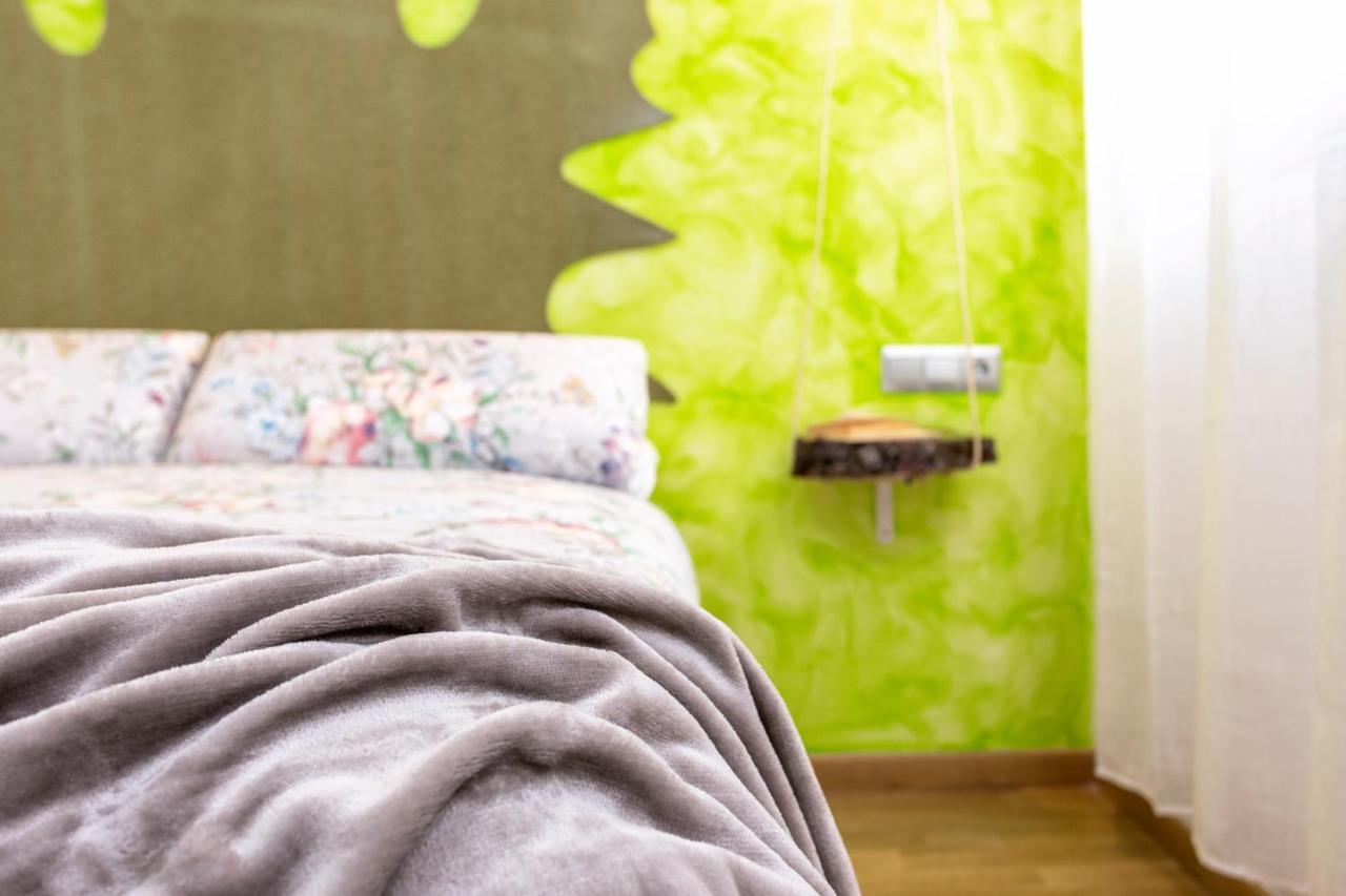 Apartamentos Momas La Casa De Mama Málaga Eksteriør bilde